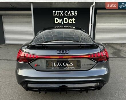 Сірий Ауді RS e-tron GT, об'ємом двигуна 0 л та пробігом 24 тис. км за 79900 $, фото 30 на Automoto.ua