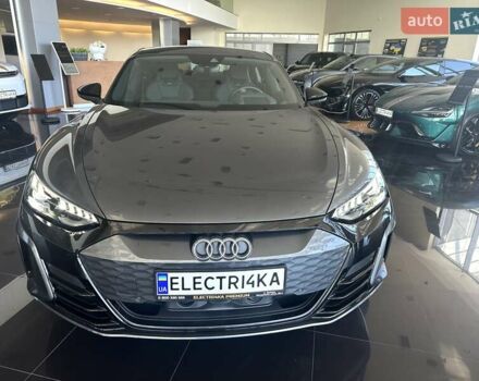 Серый Ауди RS e-tron GT, объемом двигателя 0 л и пробегом 18 тыс. км за 72500 $, фото 17 на Automoto.ua