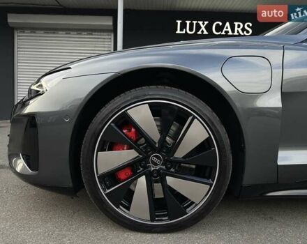 Сірий Ауді RS e-tron GT, об'ємом двигуна 0 л та пробігом 24 тис. км за 79900 $, фото 26 на Automoto.ua
