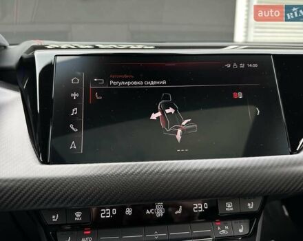 Сірий Ауді RS e-tron GT, об'ємом двигуна 0 л та пробігом 24 тис. км за 79900 $, фото 79 на Automoto.ua