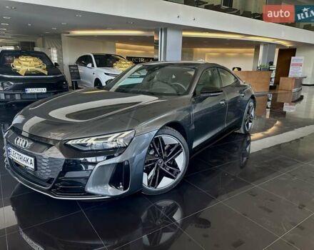 Серый Ауди RS e-tron GT, объемом двигателя 0 л и пробегом 18 тыс. км за 72500 $, фото 13 на Automoto.ua