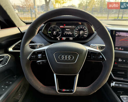 Ауді RS e-tron GT 2023 у Харкові на Automoto.ua Сірий Ауді RS e-tron GT, об'ємом двигуна 0 л та пробігом 11 тис. км за 98000 $, фото 22 на Automoto.ua