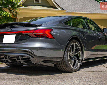Сірий Ауді RS e-tron GT, об'ємом двигуна 0 л та пробігом 8 тис. км за 90000 $, фото 6 на Automoto.ua