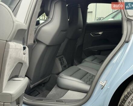 Серый Ауди RS e-tron GT, объемом двигателя 0 л и пробегом 7 тыс. км за 78000 $, фото 18 на Automoto.ua