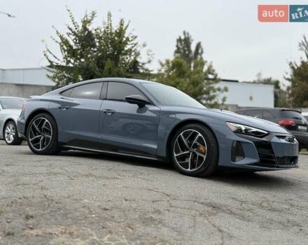 Серый Ауди RS e-tron GT, объемом двигателя 0 л и пробегом 7 тыс. км за 78000 $, фото 6 на Automoto.ua