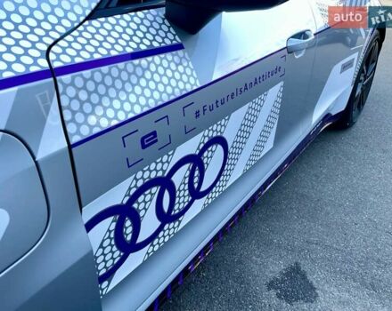Сірий Ауді RS e-tron GT, об'ємом двигуна 0 л та пробігом 1 тис. км за 109900 $, фото 38 на Automoto.ua