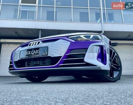 Сірий Ауді RS e-tron GT, об'ємом двигуна 0 л та пробігом 1 тис. км за 109900 $, фото 10 на Automoto.ua