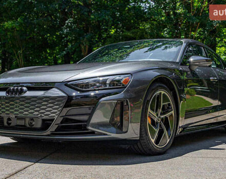 Сірий Ауді RS e-tron GT, об'ємом двигуна 0 л та пробігом 8 тис. км за 90000 $, фото 1 на Automoto.ua