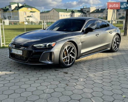 Серый Ауди RS e-tron GT, объемом двигателя 0 л и пробегом 8 тыс. км за 74000 $, фото 4 на Automoto.ua