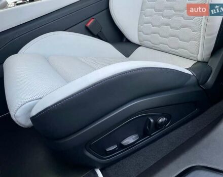 Сірий Ауді RS e-tron GT, об'ємом двигуна 0 л та пробігом 1 тис. км за 109900 $, фото 55 на Automoto.ua
