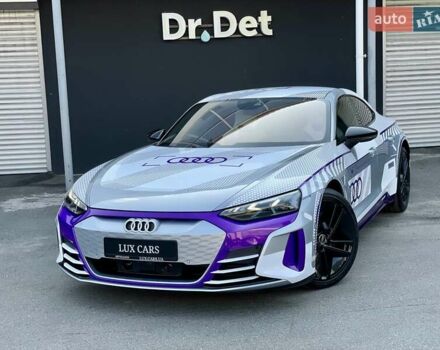 Сірий Ауді RS e-tron GT, об'ємом двигуна 0 л та пробігом 1 тис. км за 109900 $, фото 15 на Automoto.ua