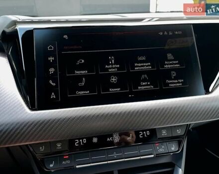 Сірий Ауді RS e-tron GT, об'ємом двигуна 0 л та пробігом 1 тис. км за 109900 $, фото 83 на Automoto.ua