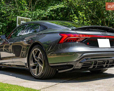Сірий Ауді RS e-tron GT, об'ємом двигуна 0 л та пробігом 8 тис. км за 90000 $, фото 7 на Automoto.ua