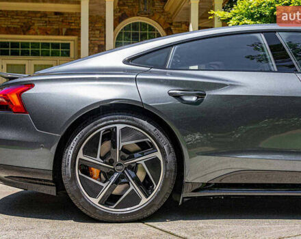 Сірий Ауді RS e-tron GT, об'ємом двигуна 0 л та пробігом 8 тис. км за 90000 $, фото 5 на Automoto.ua