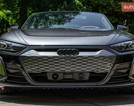 Сірий Ауді RS e-tron GT, об'ємом двигуна 0 л та пробігом 8 тис. км за 90000 $, фото 10 на Automoto.ua