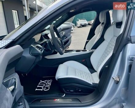 Сірий Ауді RS e-tron GT, об'ємом двигуна 0 л та пробігом 1 тис. км за 109900 $, фото 51 на Automoto.ua