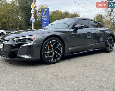 Сірий Ауді RS e-tron GT, об'ємом двигуна 0 л та пробігом 11 тис. км за 79000 $, фото 1 на Automoto.ua