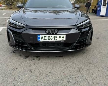 Сірий Ауді RS e-tron GT, об'ємом двигуна 0 л та пробігом 11 тис. км за 79000 $, фото 10 на Automoto.ua