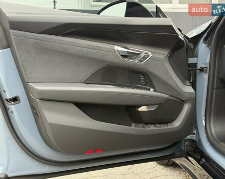 Серый Ауди RS e-tron GT, объемом двигателя 0 л и пробегом 7 тыс. км за 78000 $, фото 10 на Automoto.ua