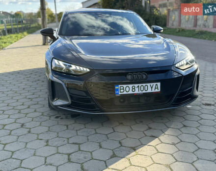 Серый Ауди RS e-tron GT, объемом двигателя 0 л и пробегом 8 тыс. км за 74000 $, фото 1 на Automoto.ua