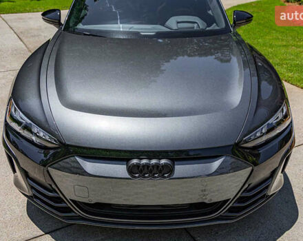 Сірий Ауді RS e-tron GT, об'ємом двигуна 0 л та пробігом 8 тис. км за 90000 $, фото 17 на Automoto.ua