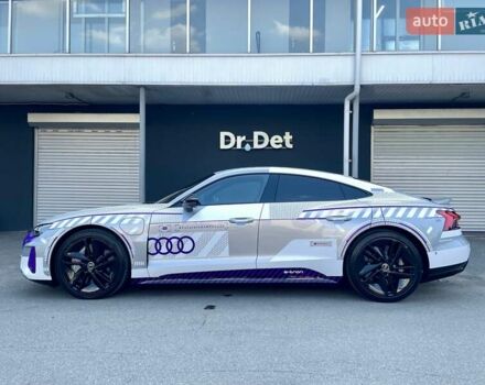 Сірий Ауді RS e-tron GT, об'ємом двигуна 0 л та пробігом 1 тис. км за 109900 $, фото 24 на Automoto.ua