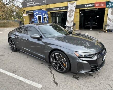 Сірий Ауді RS e-tron GT, об'ємом двигуна 0 л та пробігом 11 тис. км за 79000 $, фото 5 на Automoto.ua