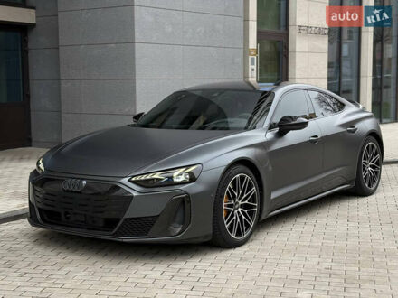 Сірий Ауді RS e-tron GT, об'ємом двигуна 0 л та пробігом 45 тис. км за 56000 $, фото 1 на Automoto.ua