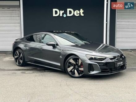 Ауді RS e-tron GT 2022 у Києві на Automoto.ua Сірий Ауді RS e-tron GT, об'ємом двигуна 0 л та пробігом 51 тис. км за 71900 $, фото 1 на Automoto.ua