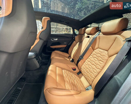 Синій Ауді RS e-tron GT, об'ємом двигуна 0 л та пробігом 51 тис. км за 72000 $, фото 22 на Automoto.ua
