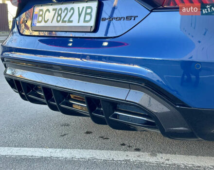 Синий Ауди RS e-tron GT, объемом двигателя 0 л и пробегом 27 тыс. км за 68000 $, фото 9 на Automoto.ua