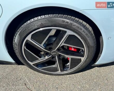 Синий Ауди RS e-tron GT, объемом двигателя 0 л и пробегом 5 тыс. км за 92500 $, фото 6 на Automoto.ua
