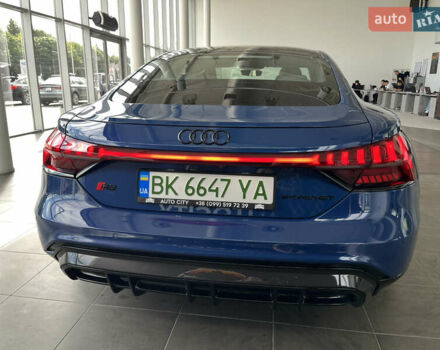 Синій Ауді RS e-tron GT, об'ємом двигуна 0 л та пробігом 11 тис. км за 72000 $, фото 4 на Automoto.ua