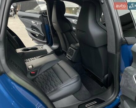 Синий Ауди RS e-tron GT, объемом двигателя 0 л и пробегом 7 тыс. км за 92900 $, фото 74 на Automoto.ua
