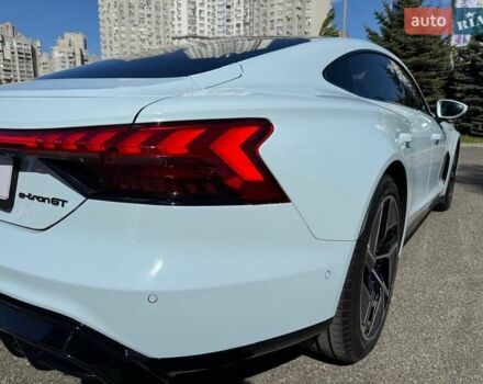 Синий Ауди RS e-tron GT, объемом двигателя 0 л и пробегом 5 тыс. км за 92400 $, фото 9 на Automoto.ua