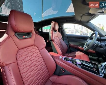 Синий Ауди RS e-tron GT, объемом двигателя 0 л и пробегом 5 тыс. км за 92500 $, фото 77 на Automoto.ua