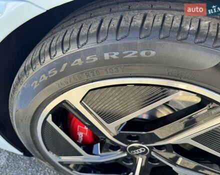 Синий Ауди RS e-tron GT, объемом двигателя 0 л и пробегом 5 тыс. км за 92500 $, фото 92 на Automoto.ua