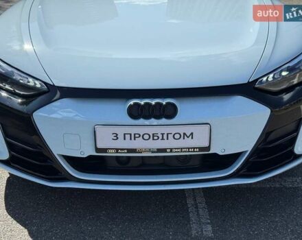 Синий Ауди RS e-tron GT, объемом двигателя 0 л и пробегом 5 тыс. км за 92400 $, фото 2 на Automoto.ua