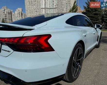 Синий Ауди RS e-tron GT, объемом двигателя 0 л и пробегом 5 тыс. км за 92500 $, фото 10 на Automoto.ua