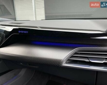Синий Ауди RS e-tron GT, объемом двигателя 0 л и пробегом 7 тыс. км за 92900 $, фото 61 на Automoto.ua