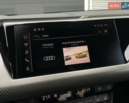 Синий Ауди RS e-tron GT, объемом двигателя 0 л и пробегом 7 тыс. км за 92900 $, фото 91 на Automoto.ua