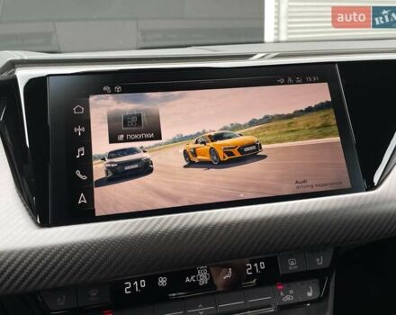 Синий Ауди RS e-tron GT, объемом двигателя 0 л и пробегом 7 тыс. км за 92900 $, фото 90 на Automoto.ua