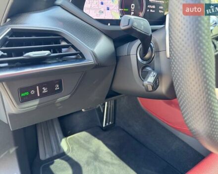 Синий Ауди RS e-tron GT, объемом двигателя 0 л и пробегом 5 тыс. км за 92500 $, фото 35 на Automoto.ua