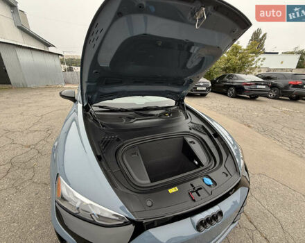 Синій Ауді RS e-tron GT, об'ємом двигуна 0 л та пробігом 6 тис. км за 82000 $, фото 18 на Automoto.ua