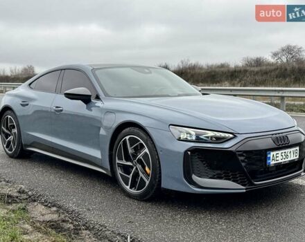 Синій Ауді RS e-tron GT, об'ємом двигуна 0 л та пробігом 9 тис. км за 87000 $, фото 3 на Automoto.ua