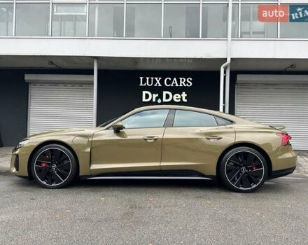 Зеленый Ауди RS e-tron GT, объемом двигателя 0 л и пробегом 27 тыс. км за 71900 $, фото 31 на Automoto.ua