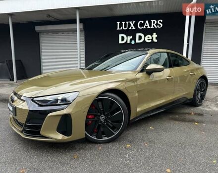 Зеленый Ауди RS e-tron GT, объемом двигателя 0 л и пробегом 27 тыс. км за 71900 $, фото 10 на Automoto.ua