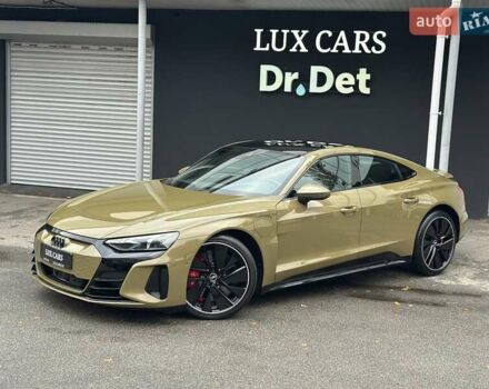 Зеленый Ауди RS e-tron GT, объемом двигателя 0 л и пробегом 27 тыс. км за 71900 $, фото 13 на Automoto.ua