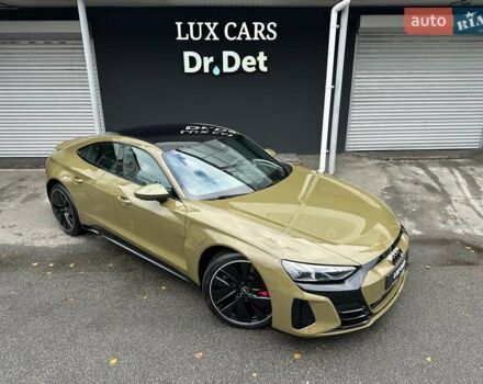 Зеленый Ауди RS e-tron GT, объемом двигателя 0 л и пробегом 27 тыс. км за 71900 $, фото 22 на Automoto.ua