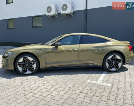 Зеленый Ауди RS e-tron GT, объемом двигателя 0 л и пробегом 20 тыс. км за 70000 $, фото 1 на Automoto.ua